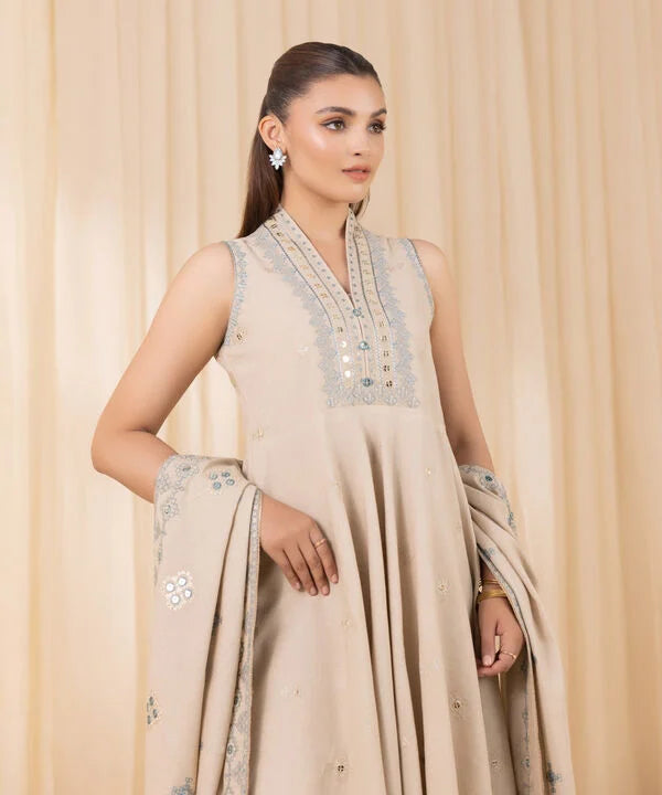 3 Piece - Embroidered Karandi Suit