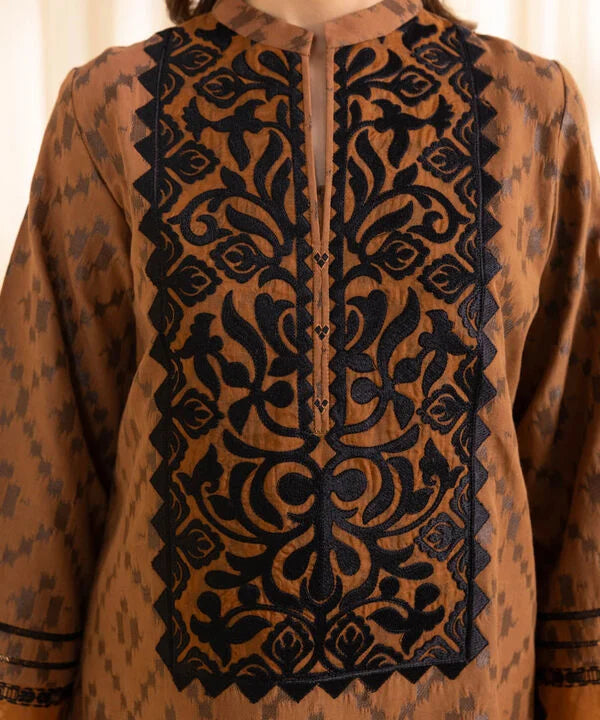 3 Piece - Embroidered Jacquard Suit