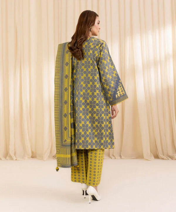 3 Piece - Embroidered Jacquard Suit