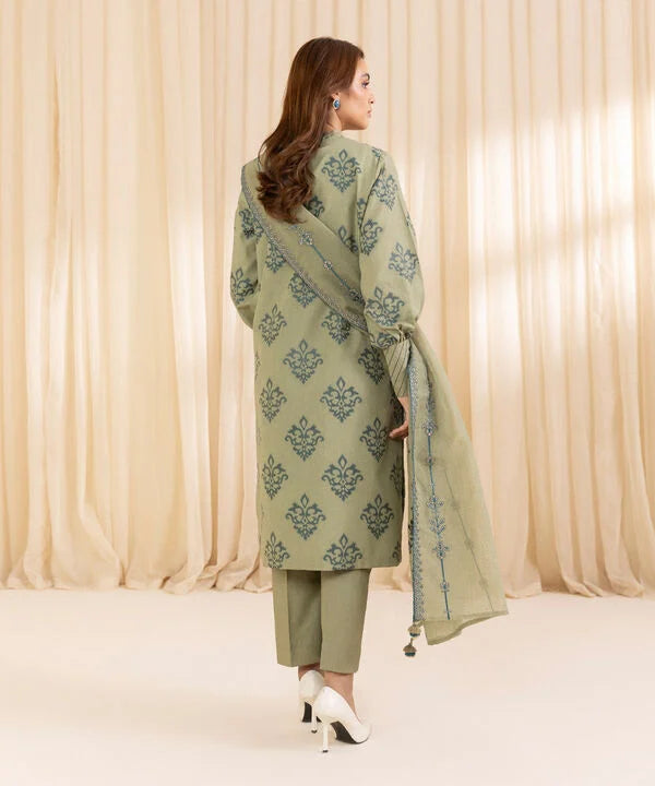 3 Piece - Embroidered Jacquard Suit