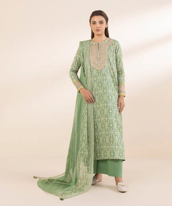 3 Piece - Embroidered Lawn Suit