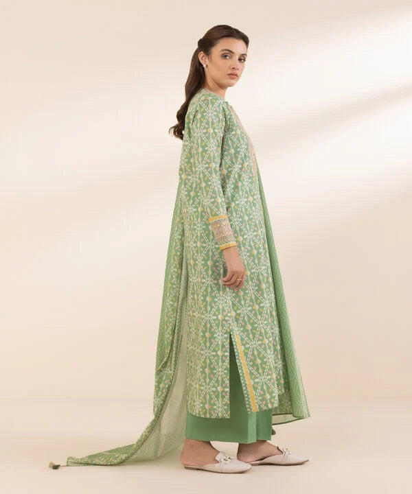 3 Piece - Embroidered Lawn Suit