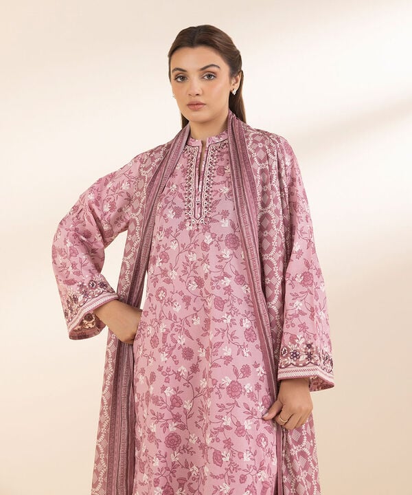 3 Piece - Embroidered Lawn Suit