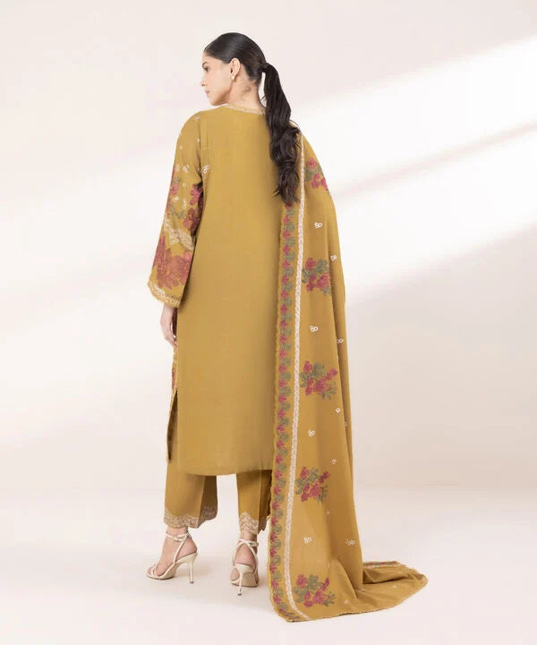 3 Piece - Embroidered Karandi Suit