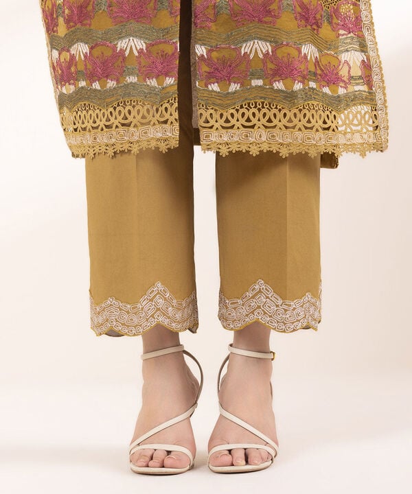 3 Piece - Embroidered Karandi Suit