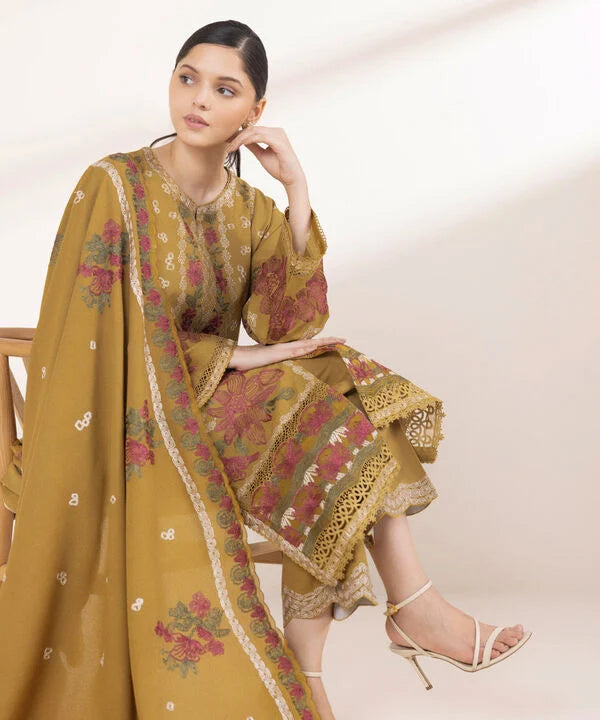 3 Piece - Embroidered Karandi Suit