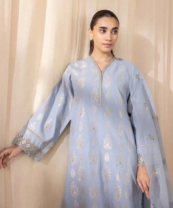 3 Piece - Embroidered Jacquard Suit